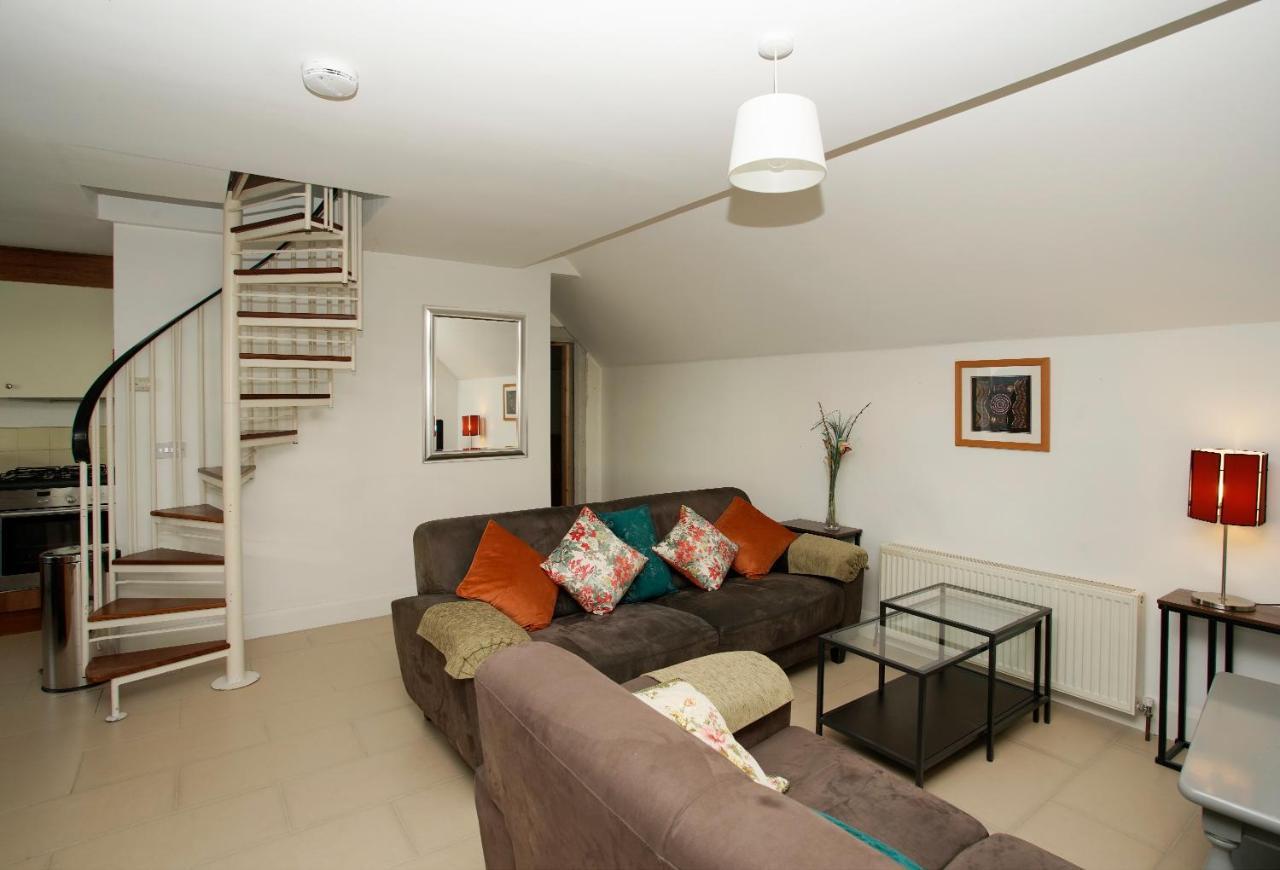 Stripe Bay Apartment Белмулет Екстериор снимка