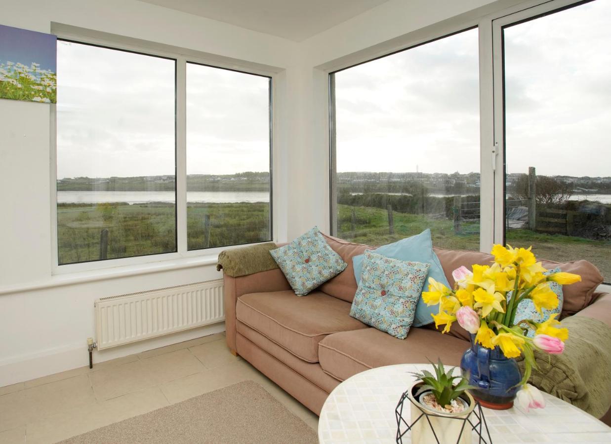 Stripe Bay Apartment Белмулет Екстериор снимка