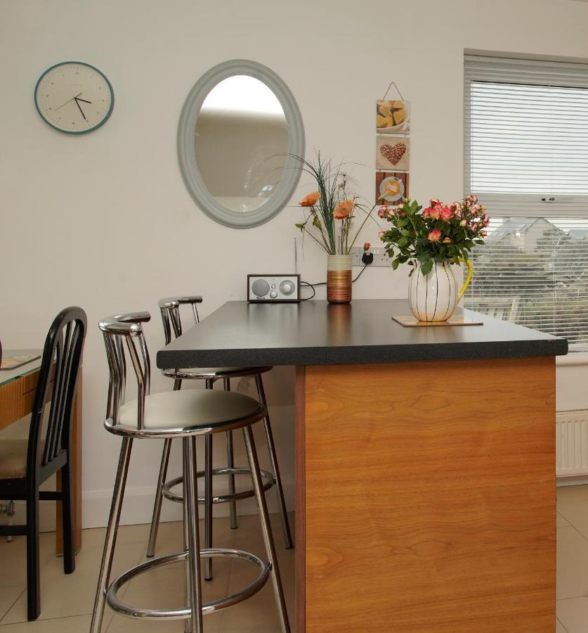Stripe Bay Apartment Белмулет Екстериор снимка