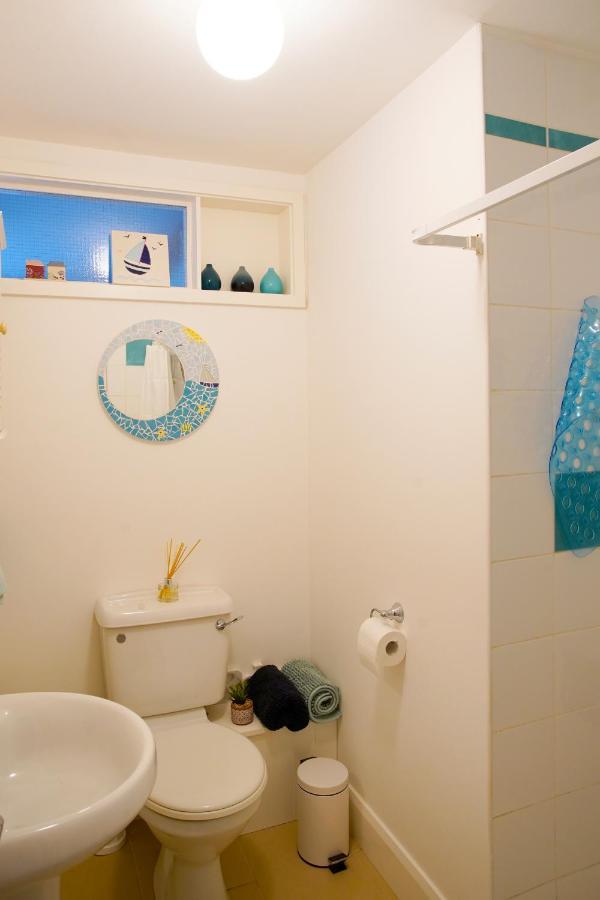 Stripe Bay Apartment Белмулет Екстериор снимка